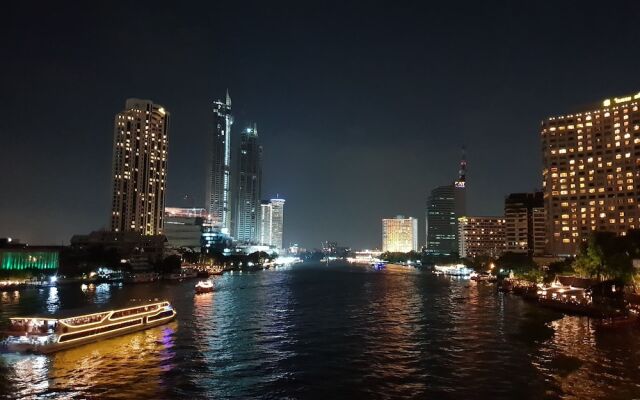 One Bangkok Hostel @Love District