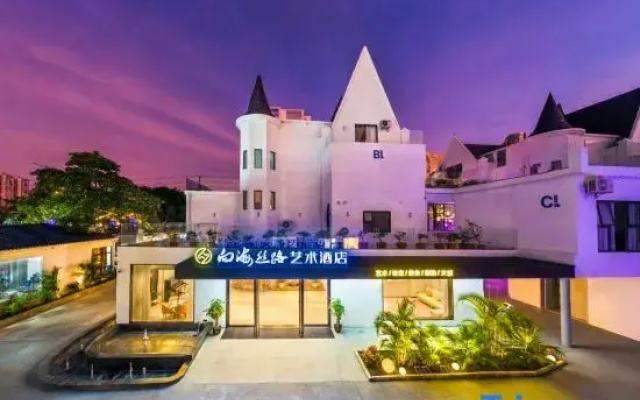 seaward silk road aet hotel
