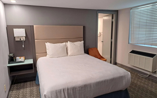 Best Western Plus Vancouver Airport Hotel