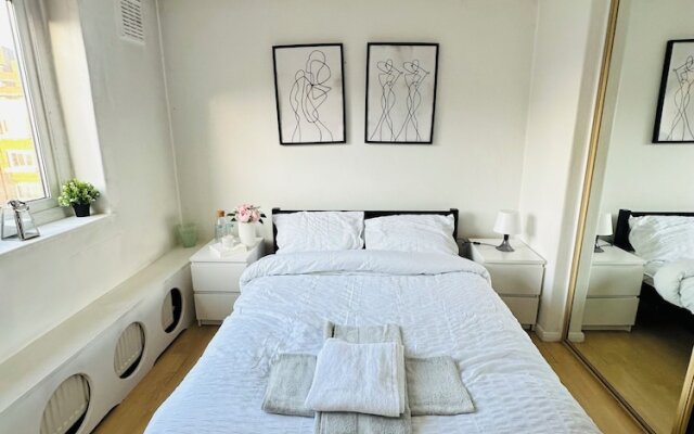 Immaculate 3-bed Apartment in London