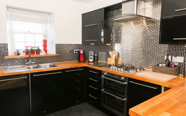 2 Lighthouse Cottage, Barrow-in-Furness