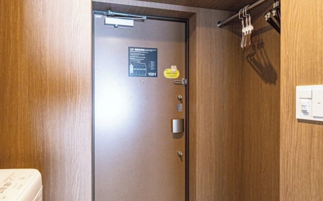 Apartment Hotel 11 Namba Minami IV