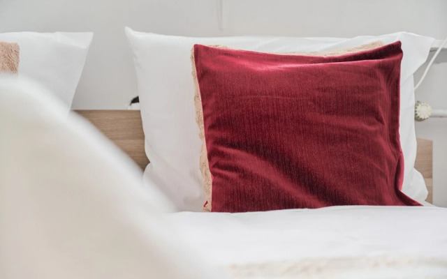 Cozy Zielińskiego Apartment by Renters