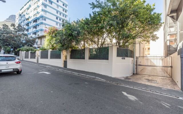 Beachside 2BD Home in the Heart of Sea Point!