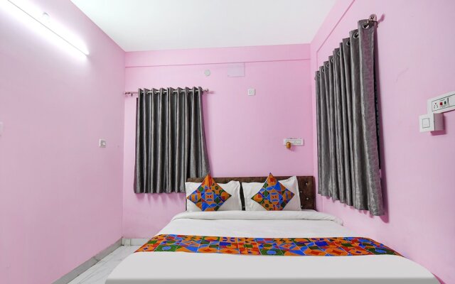 Fabhotel Dishan Plaza