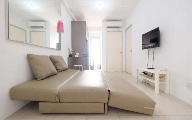 Green Bay Pluit Apartment with Sofa Bed