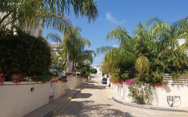 Anthorina Villa 20