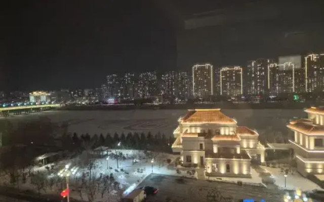 Tongjia Riverfront Hotel.