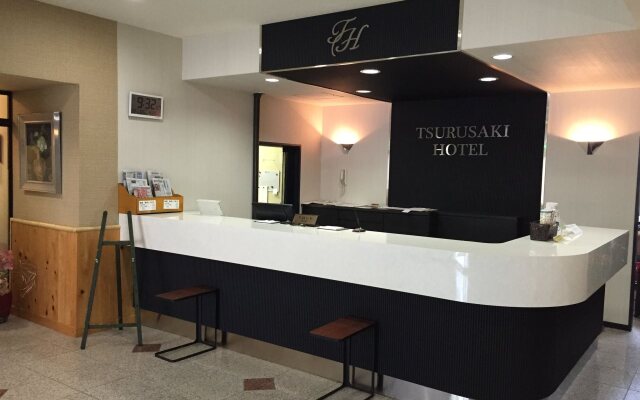 Tsurusaki Hotel