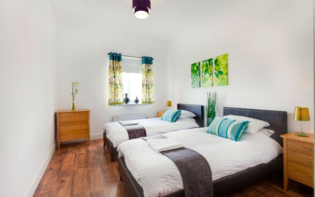 Meridian Apartments - Southend