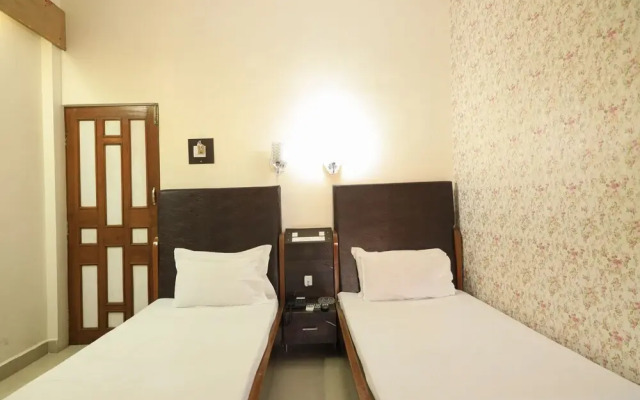 Hotel Shree Vaibhav by OYO Rooms