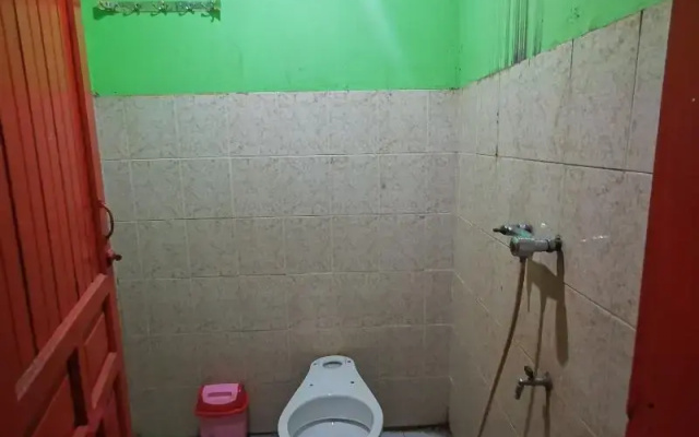 OYO 90136 Hotel Bone Indah