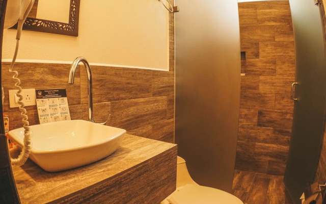 Toucan Platinum Suites Aparthotel