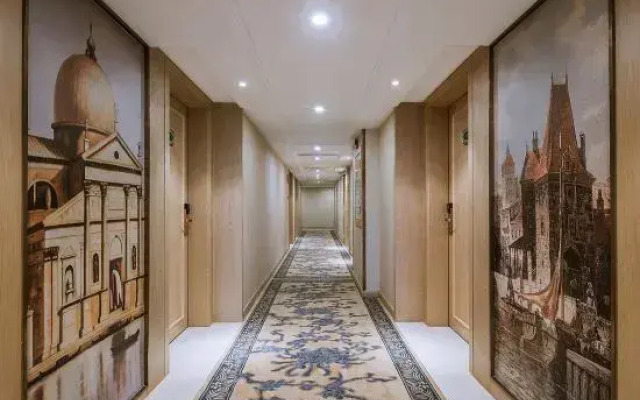 Vienna International Hotel (Changsha Songyahu Xingsha Subway Station)