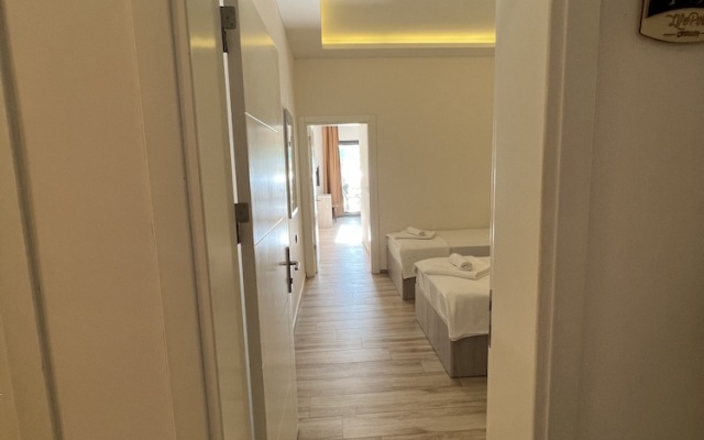 Life Point Boutique Hotel