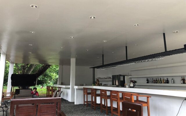 Alesseo Backpackers - Hostel