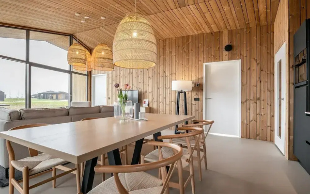 Lovely Holiday Home in Wissenkerke With Garden