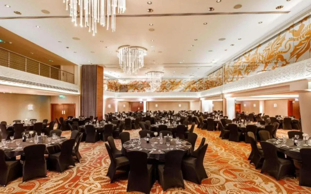 The Luxury Central Cardiff Signature Hotel By Belvilla