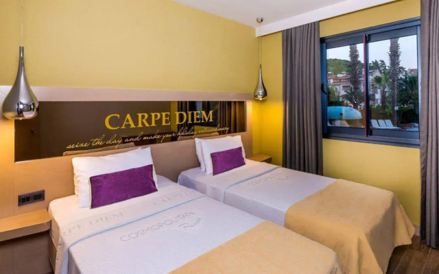 Costa Mare Suites