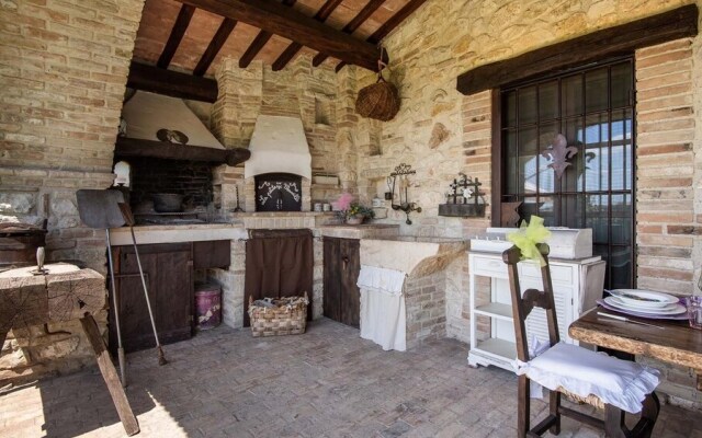 Rose Tower 6 2 in Rome