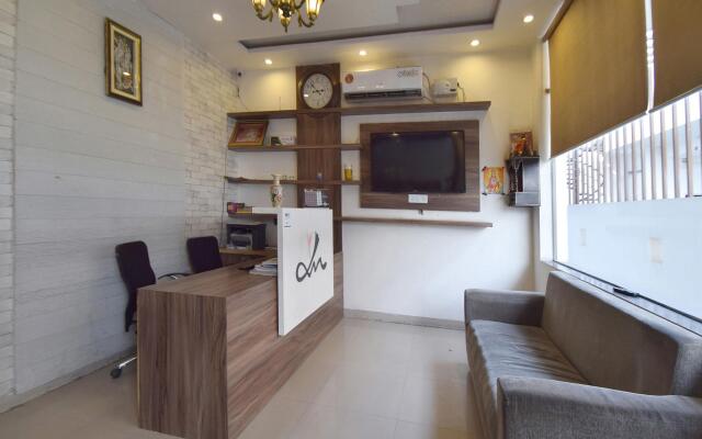 OYO 23196 Hotel Yash Meridion