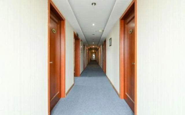 Ningbo Yangshashan Business Hotel