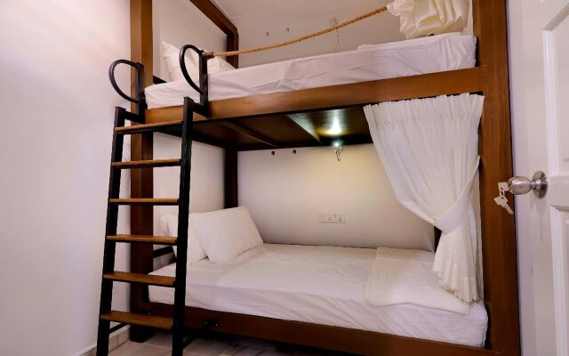 Leisure Lodge