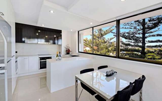 Grand, Bright, Modern Home