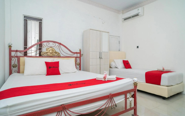 RedDoorz Syariah near Citraland Banjarmasin