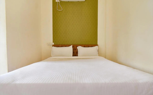 FabHotel Tiru Residency