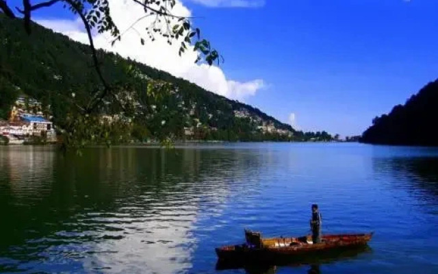 Hotel Maya Regency Bhimtal