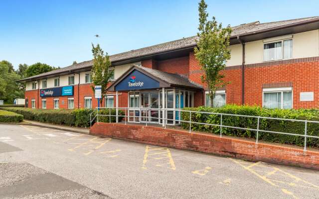 Travelodge Manchester Birch M62 Eastbound