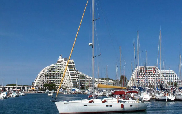 Les Cyprianes - Inh 27521