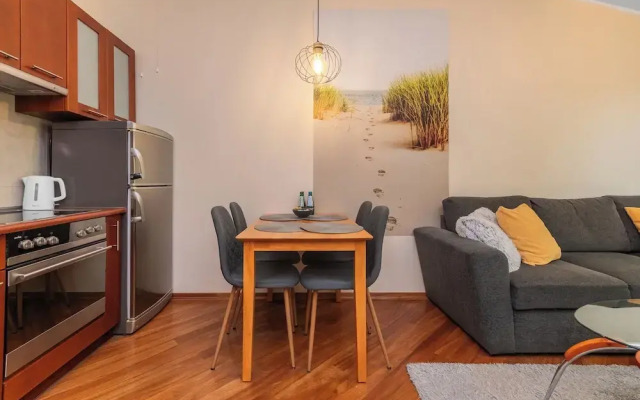 Patio Mare 4 by Grand Apartments