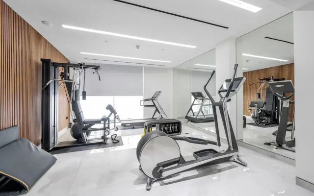 Luxe Dubai Marina 3Flr 4BR w Pool Sauna