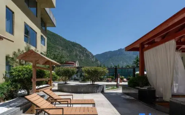 Welcome to Rundou International Hotel, Jiuzhaigou