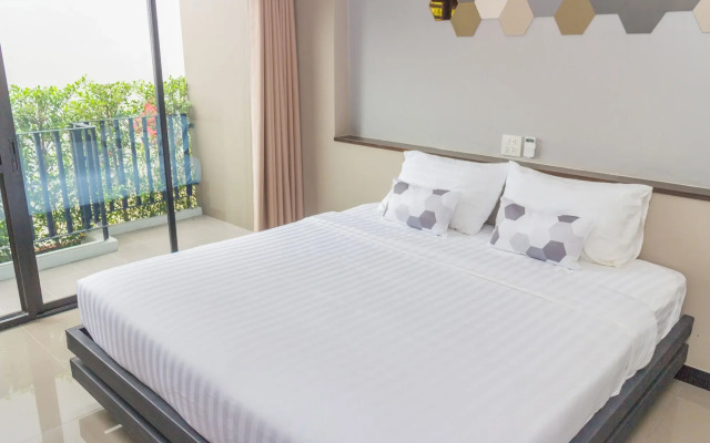 M2 Hotel