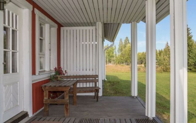 Yllaskarpalo 2 keskimmainen