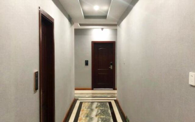 Home Inn Huayi Hotel