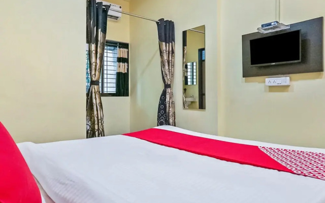OYO 24932 Hotel Royal Stay