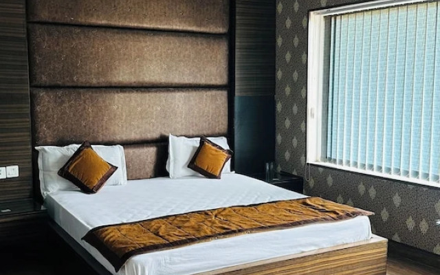 Hotel Riya Palace