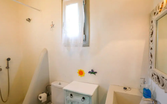 Anthi House