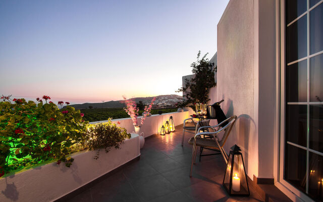 Villa Iliovasilema Santorini