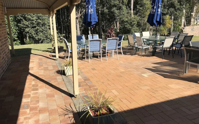 Tea Gardens Motel