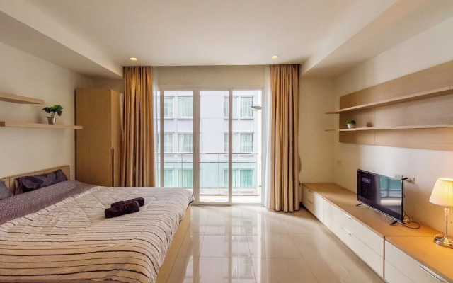 TC Contel At Sukhumvit Soi 11