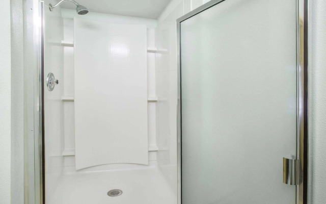 Riverfront Inn Roseburg