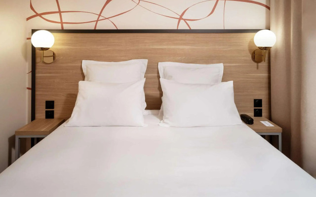 Sure Hotel by Best Western Caen Mémorial