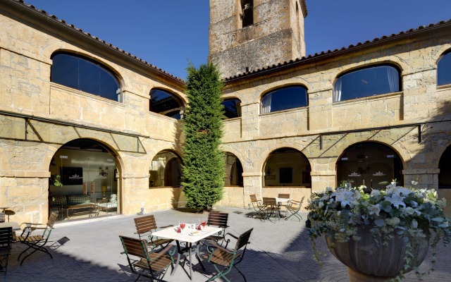 Parador De Cangas De Onis