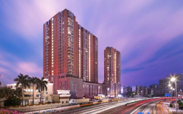 Joy Holiday Hotel Shenzhen (Luohu Port Huangbeiling Subway Station)