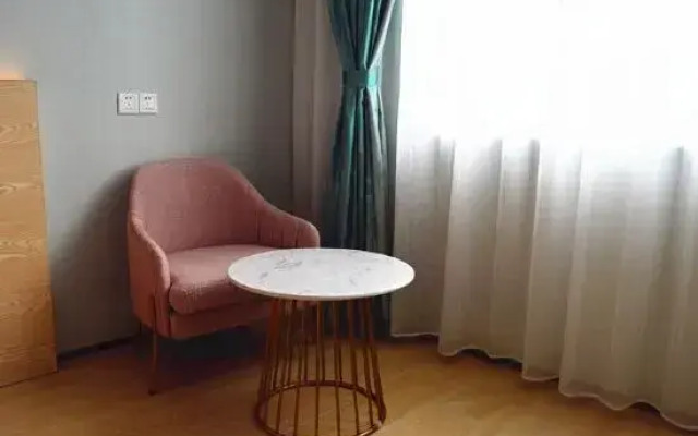 Feiyang Business Hotel